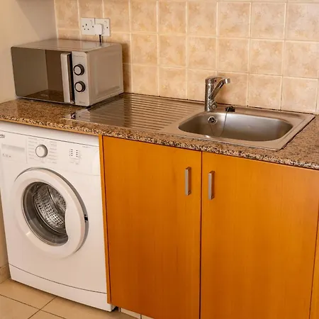 Mirabella Mackenzie 1 Bedroom Flat Near The Sea Apartament