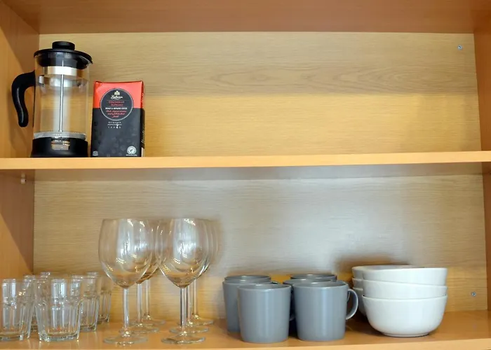 Mirabella Mackenzie 1 Bedroom Flat Near The Sea Апартаменти