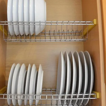 Mirabella Mackenzie 1 Bedroom Flat Near The Sea Апартаменты *