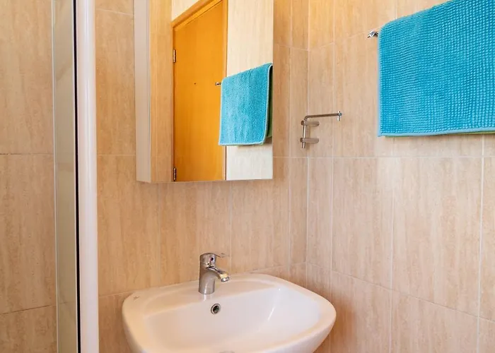 Mirabella Mackenzie 1 Bedroom Flat Near The Sea * Larnaca