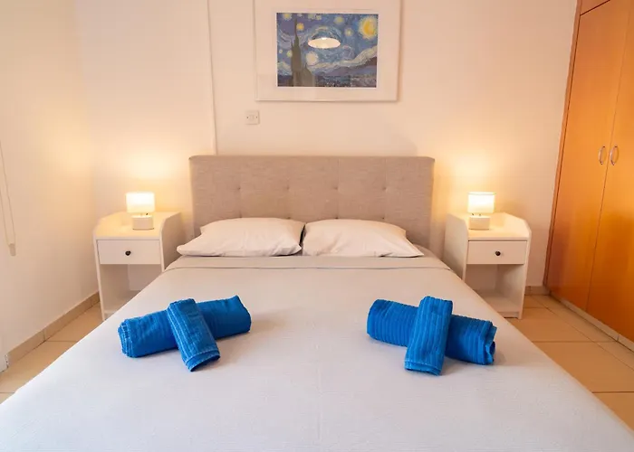 Mirabella Mackenzie 1 Bedroom Flat Near The Sea Larnaca